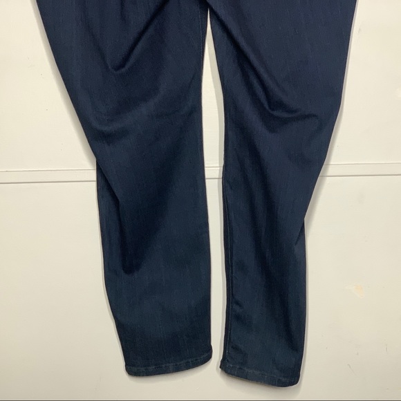 CURVES 360 By NYDJ Sculpt Pull-On Denim Women's Legging - Picture 10 of 15